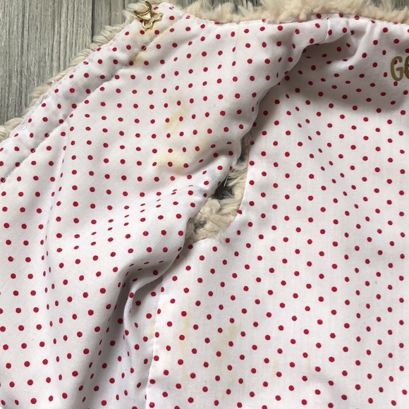 GENUINE KIDS  from OSHKOSH Fuzzy Vest size 12m-18m - Picture 9 of 9